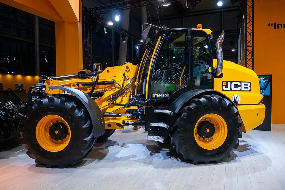 File:JCB TM420S, Agritechnica 2023, Hanover (P1160339).jpg