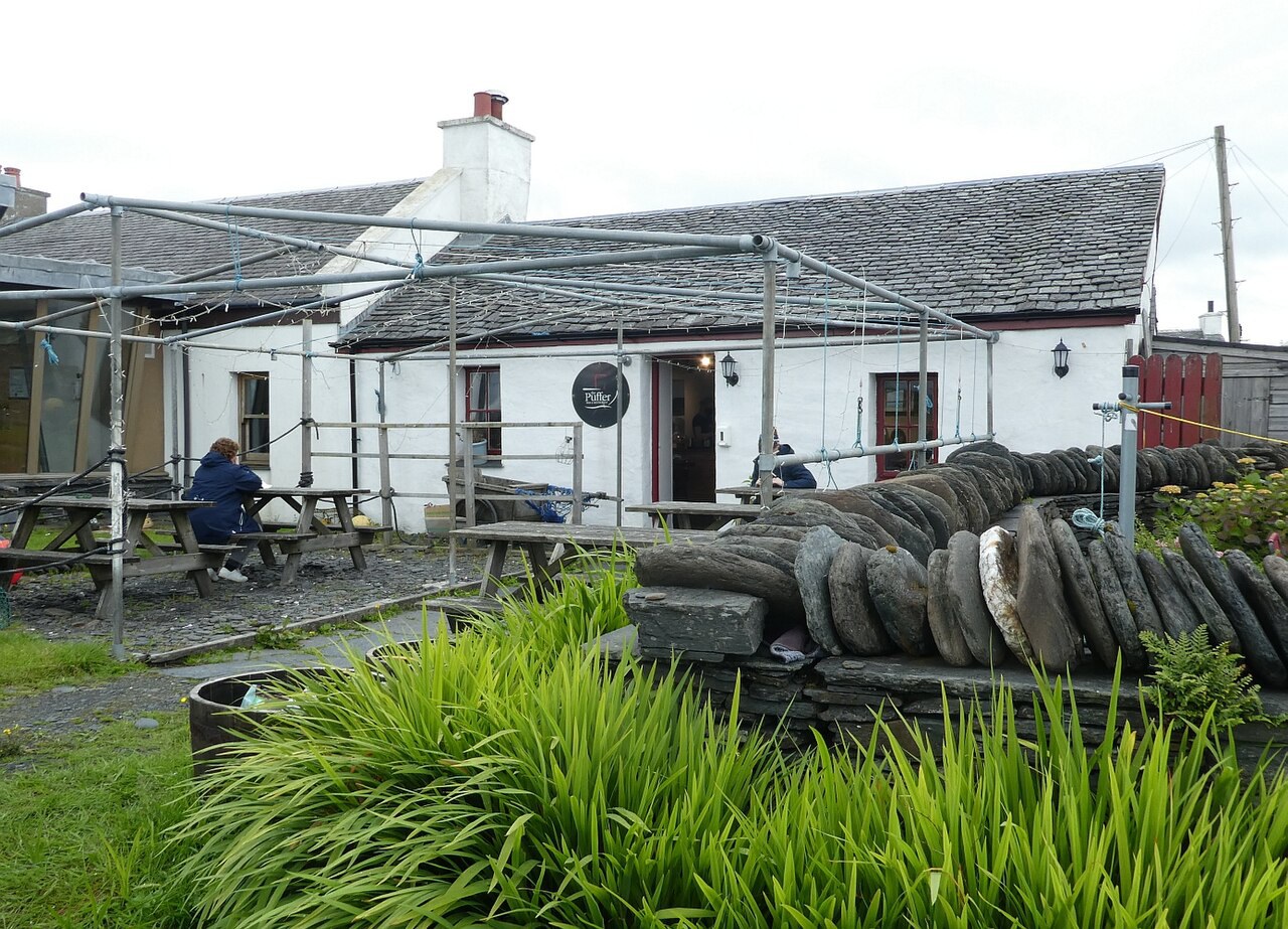 The Puffer Bar & Restaurant