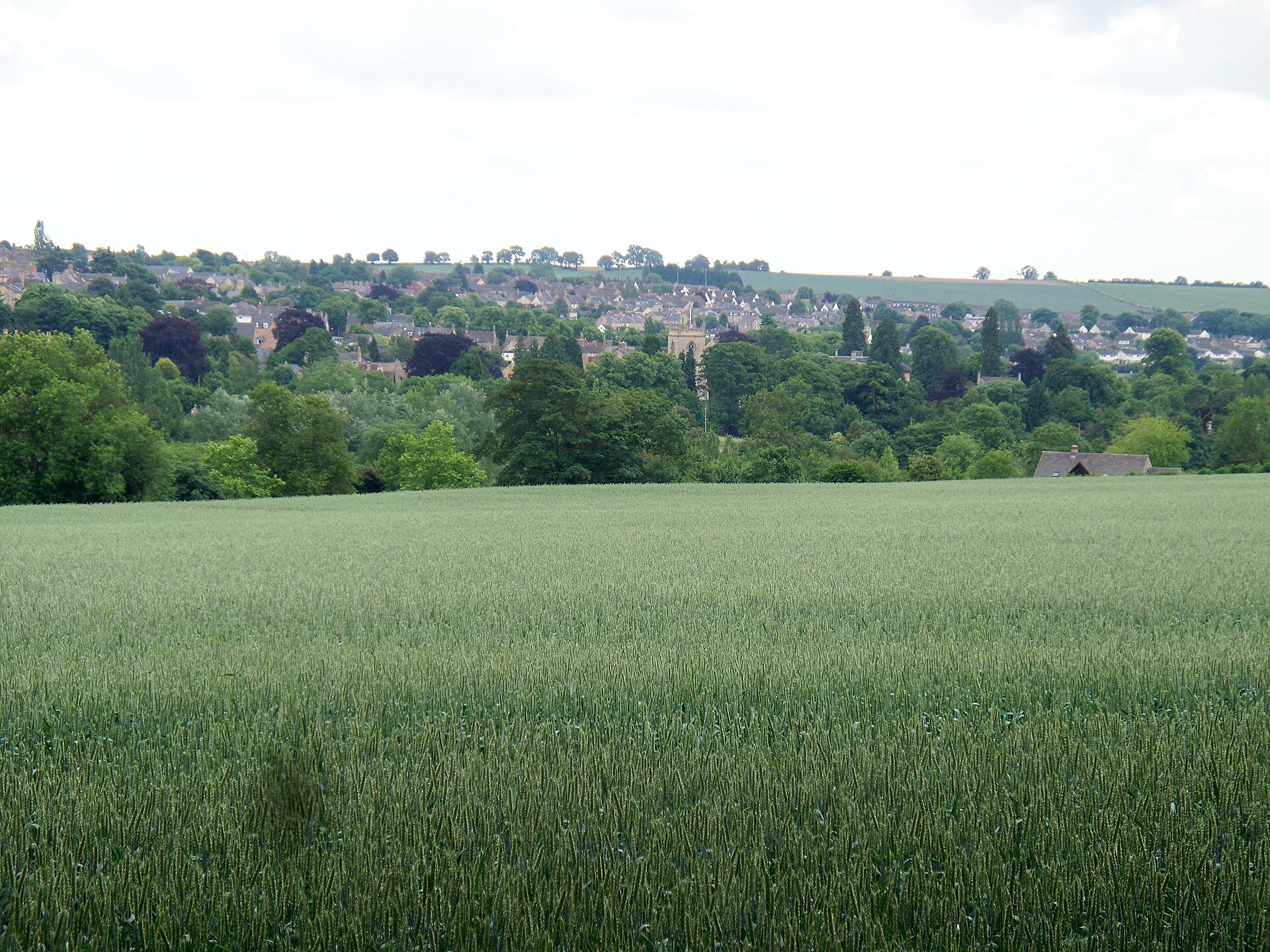 Stone houses and rooftops across Chipping Norton