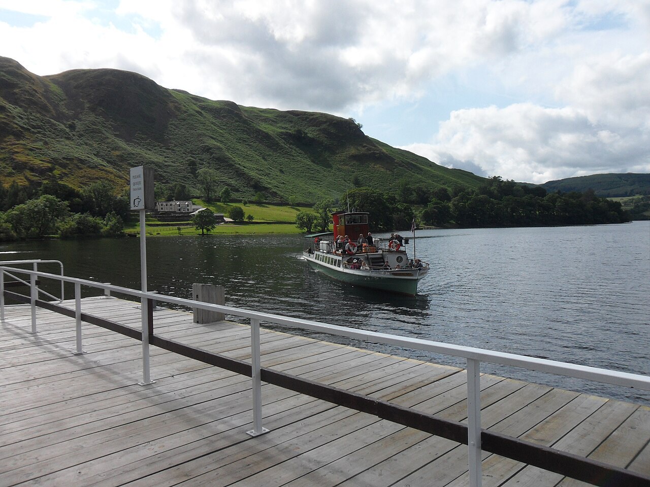 Howtown Pier