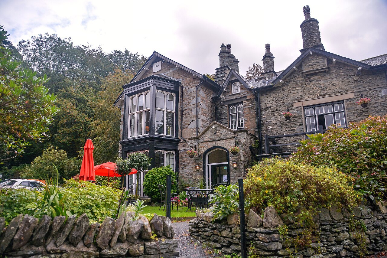 Glen Rothay Hotel & Badger Bar