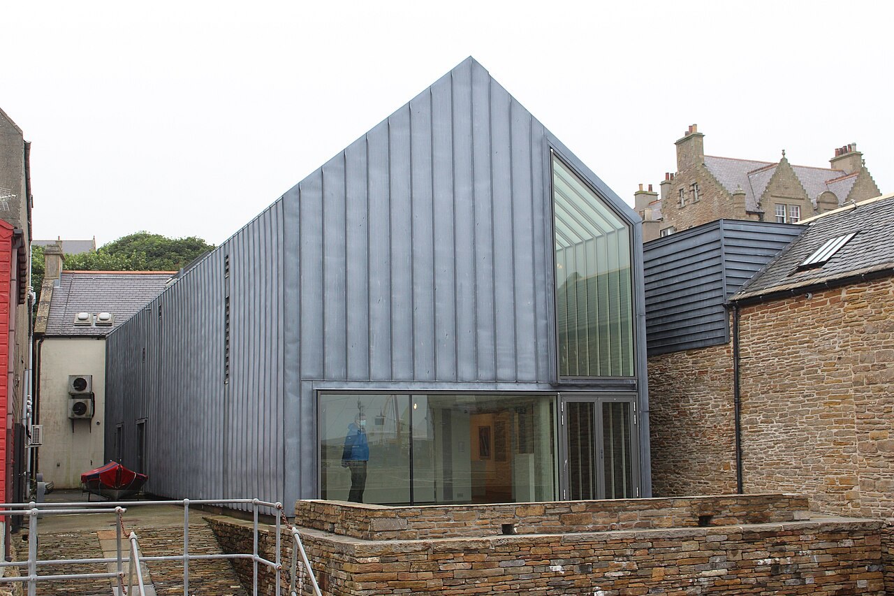 Pier Arts Centre