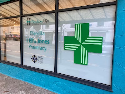 Fferyllfa I Ellis Jones Pharmacy, Llanberis