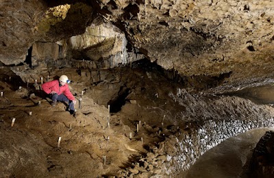 Poole's Cavern